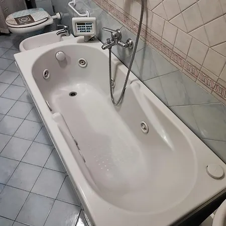 Soggiorno Deluxe Vista Mare C.inglesi Sanremo